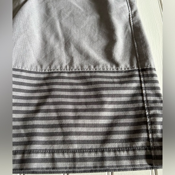 UNDER ARMOUR youth size 14 shorts with adjustable waist - Picture 2 of 7